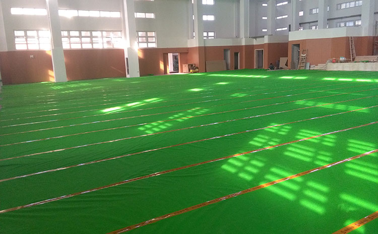 剛開(kāi)年就安裝運(yùn)動(dòng)木地板